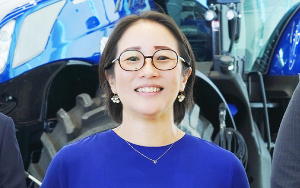 日本ニューホランド人事担当者お写真