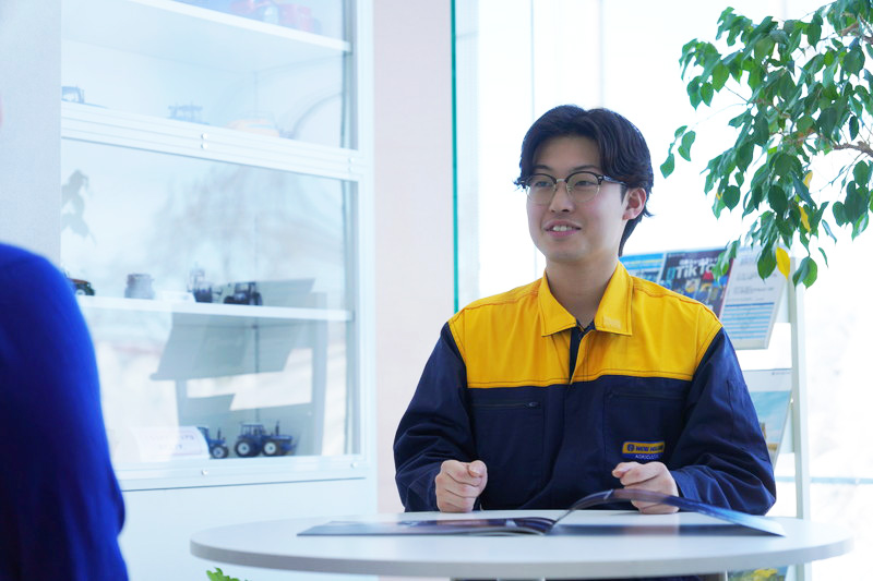 日本ニューホランドの整備職（テクニカルアドバイザー）